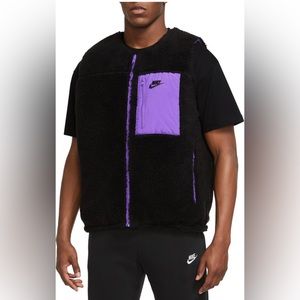 NIKE reversible winterized men’s vest